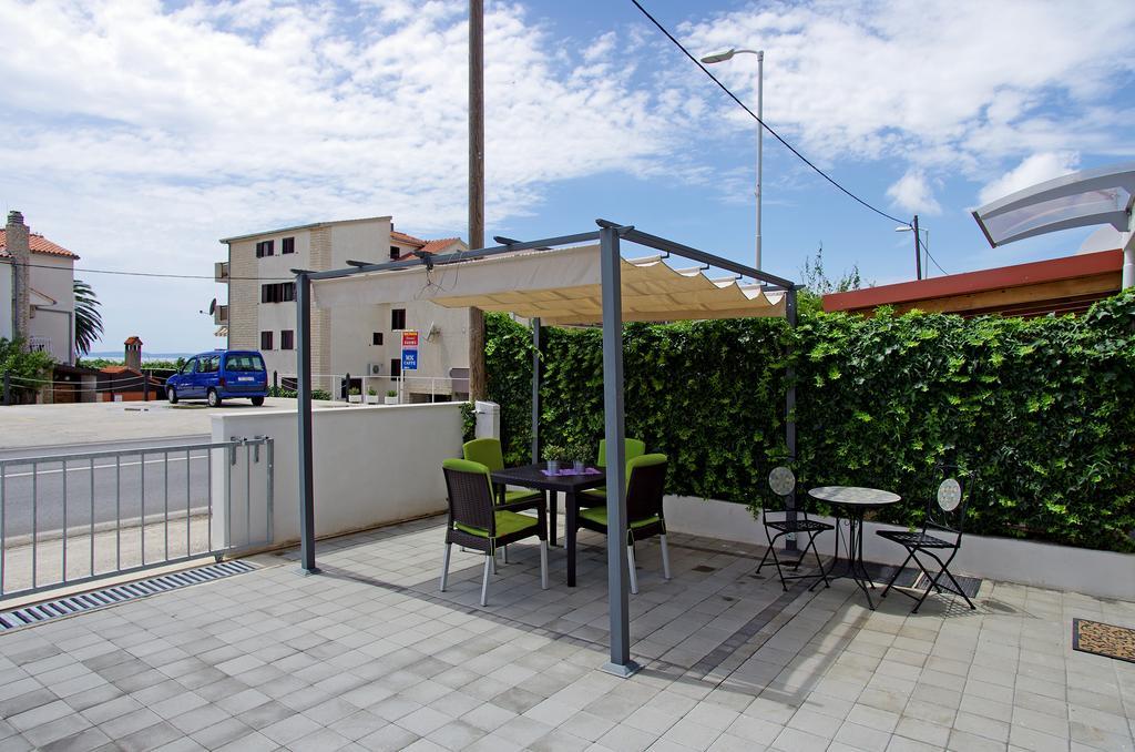 Apartments Armonia Podstrana Luaran gambar